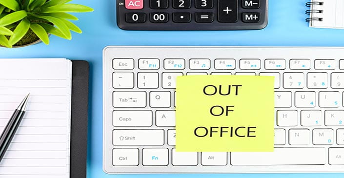 Crafting an Out of Office While Traveling